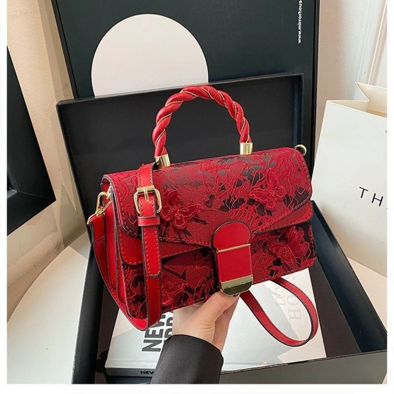 

New High-end and Niche Handbag Women Beautiful Fashion Versatile Lace Single-shoulder Crossbody Bag High Level Appearance Bags
