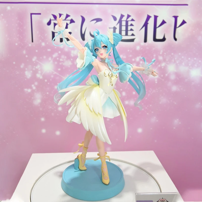 New Hatsune Miku Anime Pretty Girl Singer Figurine Piapro Miku Swan Lake Collection Model Desktop Ornament Christmas Gift