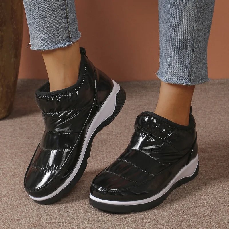 

2025 New Winter Women's Waterproof Snow Boots Plus Size Chunky Sole Outdoor Thermal Shoes Cotton Canvas Faux Fur Lined