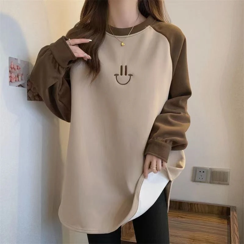 Simple Streetwear Oversized Fleece Thicken Cute Smile Embroidery Sweatshirts Women Winter Loose Long Sleeve Pullovers Tunic Top