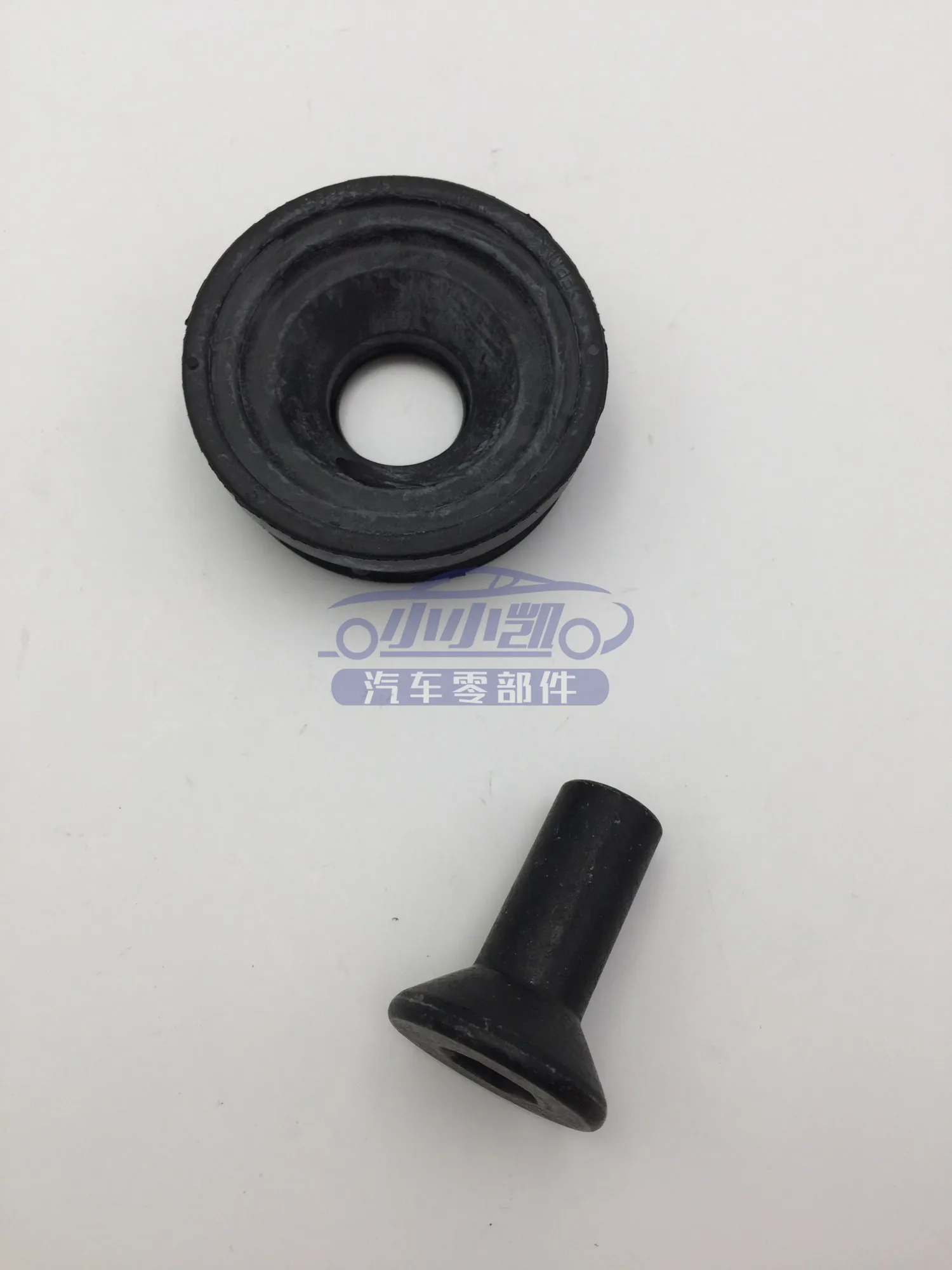 

1pc for Cadillac ATSL ATS Front shock absorber top screw rubber pad