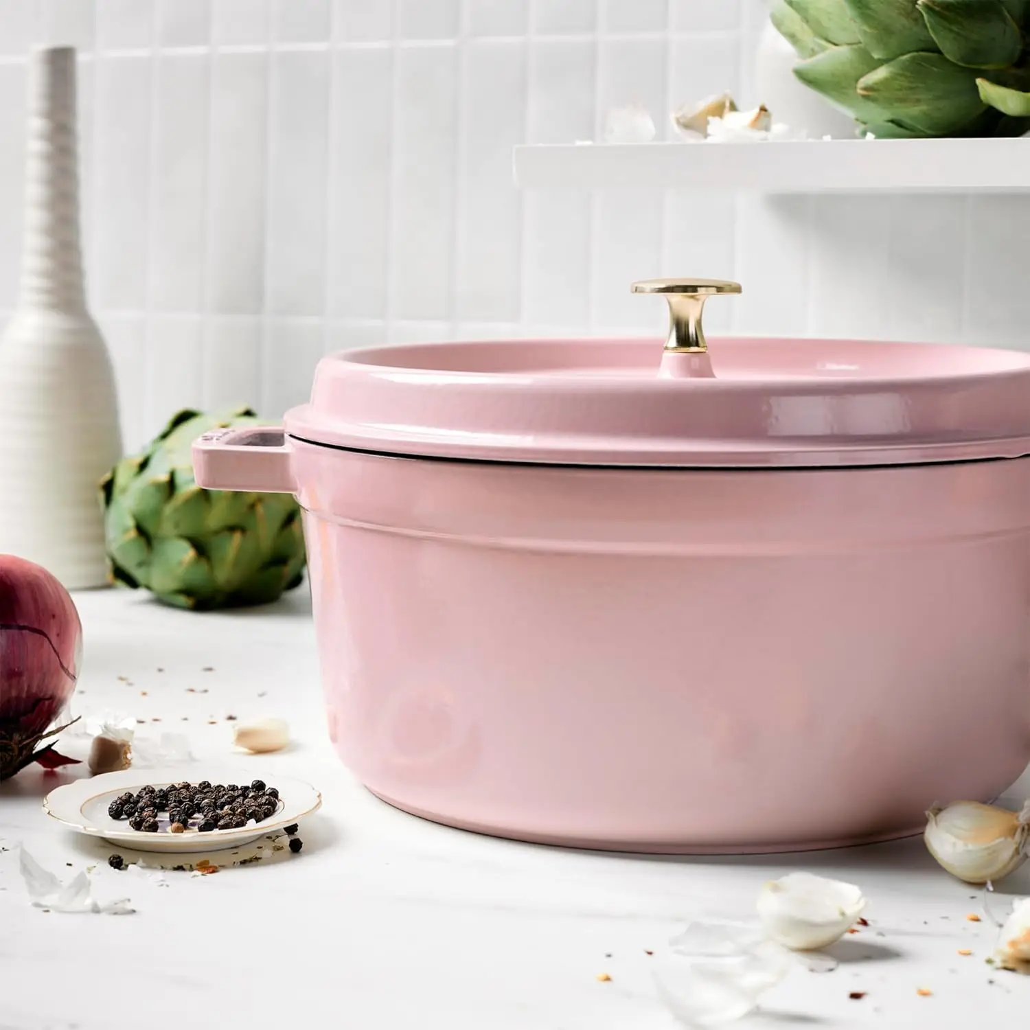 Cast Iron Round Cocotte, Dutch Oven, 5.5-quart, serves 5-6, Made in France, Peony Pink