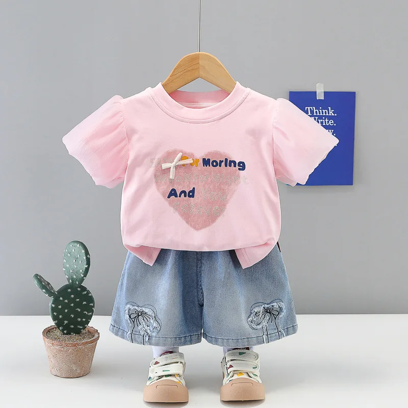 2026 New Summer Baby Girl Clothes 2 Piece Set Gradient Heart Puff Sleeve Tee and Bow Decor Denim Shorts Kids Cute Casual Outfits