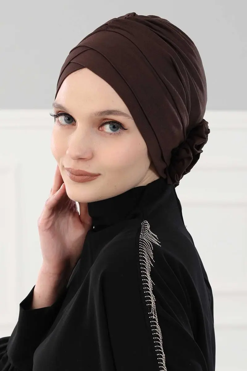 Cruz rosa osso café