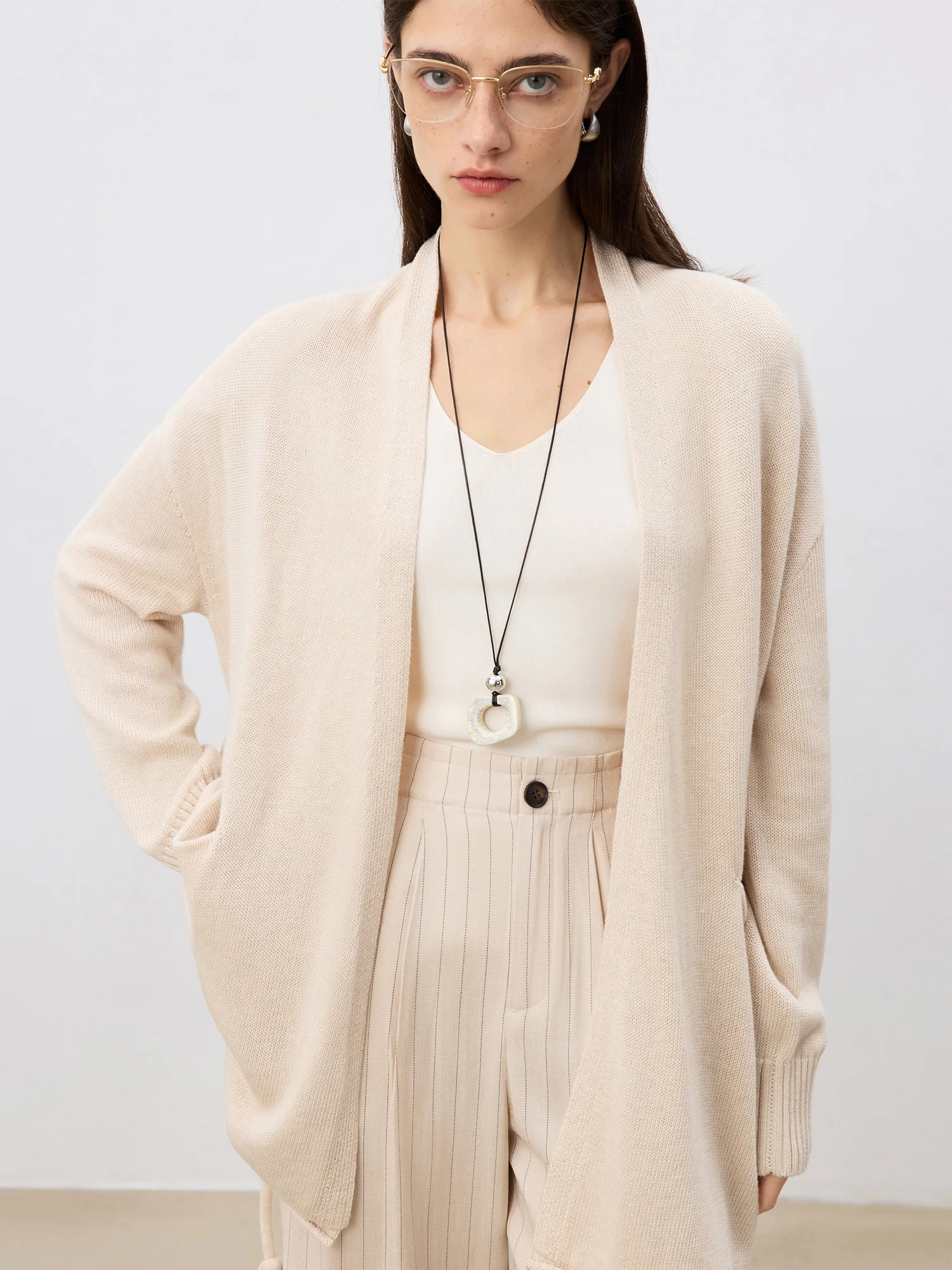 ZIQIAO Women Oatmeal Color Cardigan Tops 2025 Spring New Temperament Grey Sweater Bathrobe Style Sweater Coats 25ZQ91080