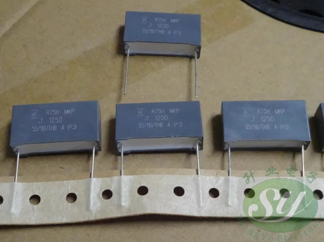 

5PCS AV R75 0.1uf/1250V 100nf u1 104 MKP New film capacitor 28MM