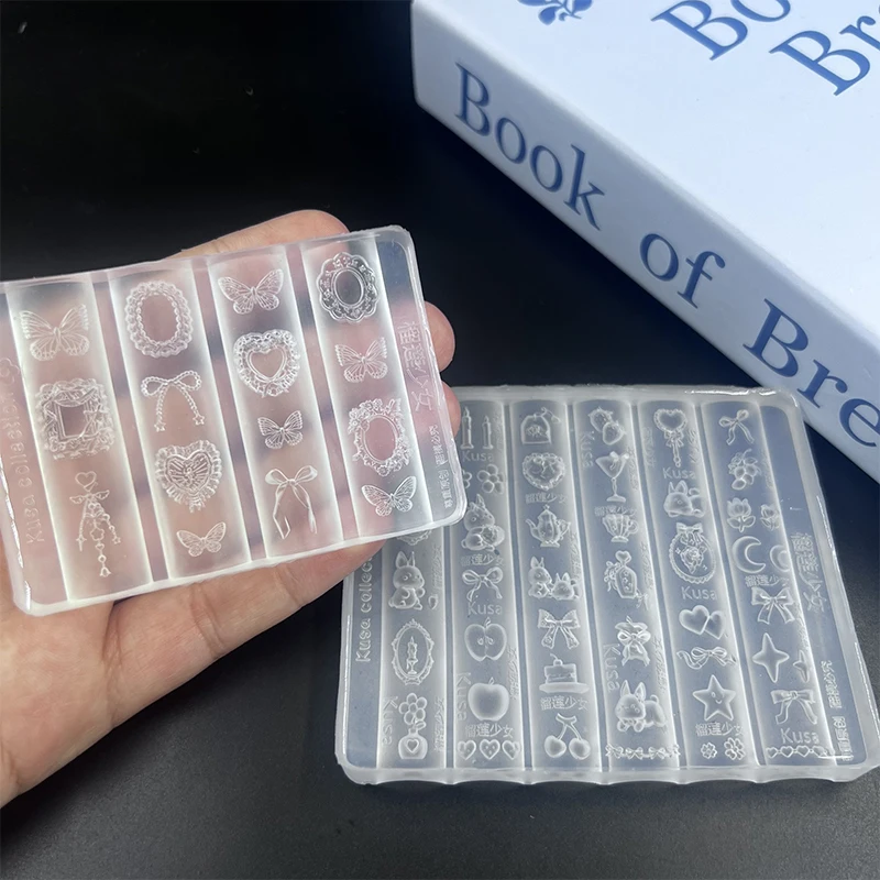실리콘 네일 아트 몰드 만화 레이스 리본 토끼 귀여운 캔들 달 꽃 딸기 네일 아트 DIY 3D 장식 몰드 디자인 도구