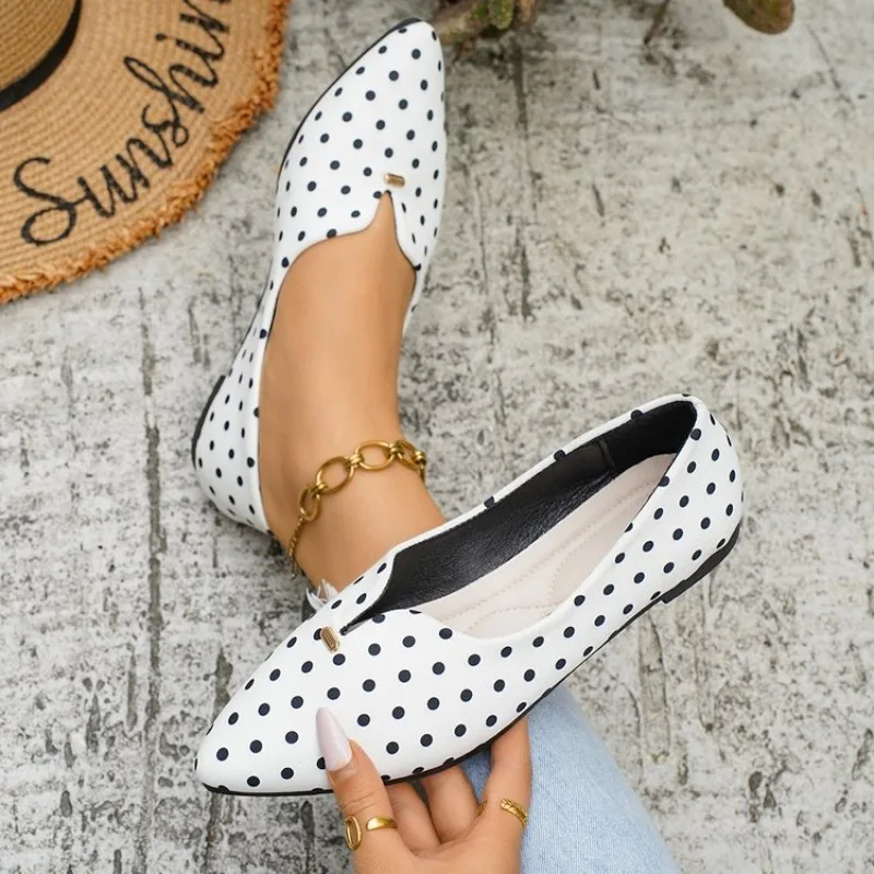 New Spring and Autumn Women Elegant Casual Fashionable Pointed Closed Toe Wave Point Style Lightweight Comfortable Single Shoes