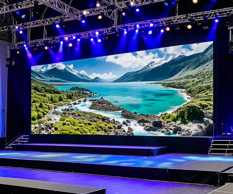 Durable Full Color P3.91 500*1000 Store Digital Advertising Screen Stage Events Rental LED Display Screen