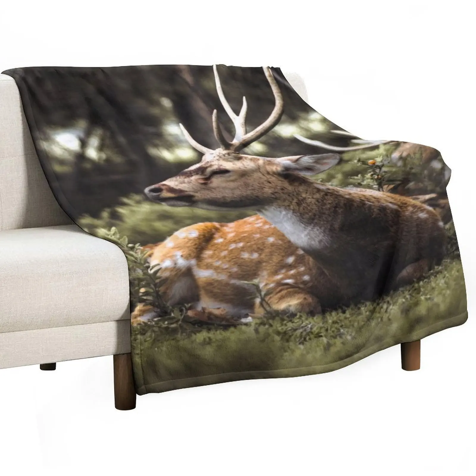 

deer in the forest Throw Blanket blankets ands Polar Decorative Beds Fashion Sofas Blankets