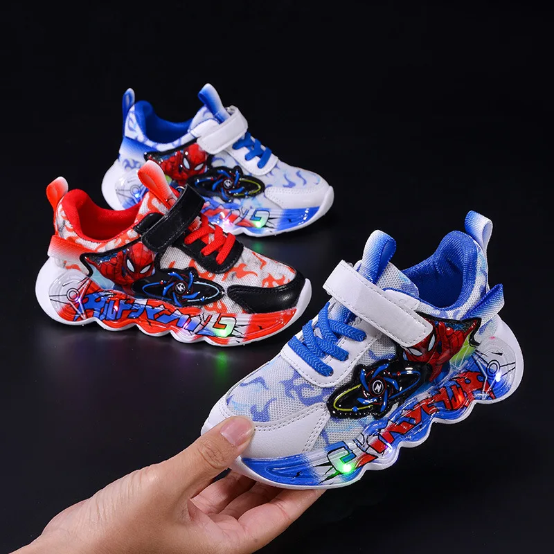 

Disney Lights 2025 Spring and Autumn New Mesh Children's Sneakers Versatile Fashion LED Luminous Students