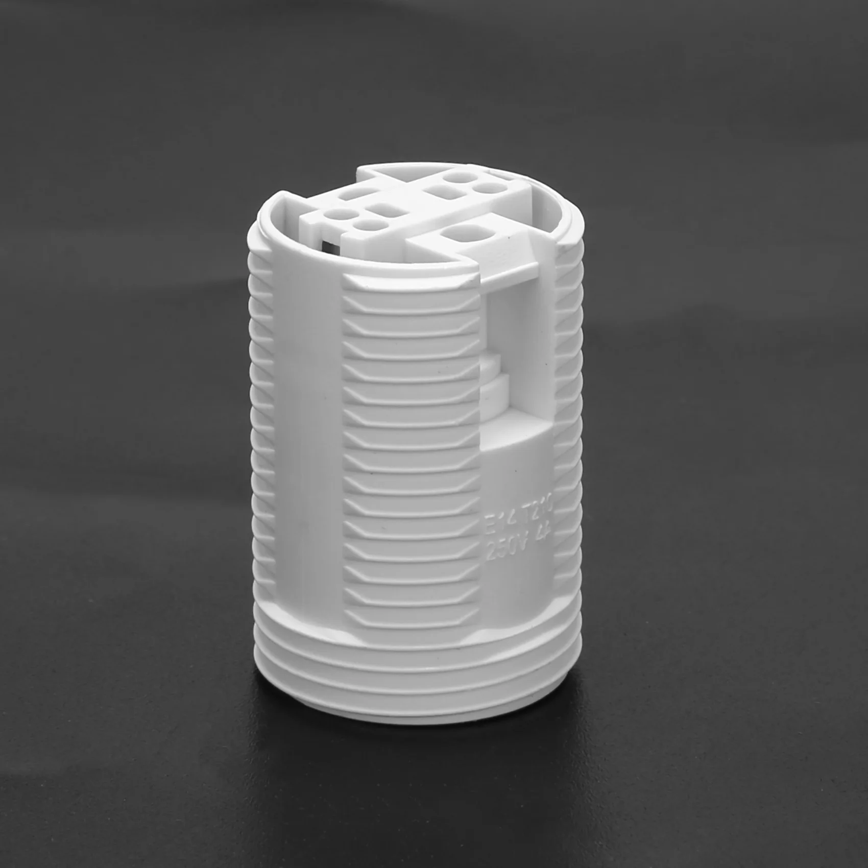A71P 3X Plastic Shell Screw Type E14 Bulb Light Lamp Holder Socket AC 250V 2A