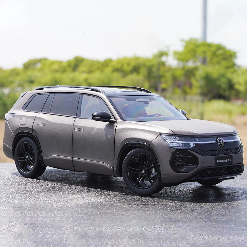 

1:18 Scale Diecast Alloy Volkswagen Teramont Pro 2025 Toys Cars Model Classics Nostalgia Adult Souvenir Gifts Static Display