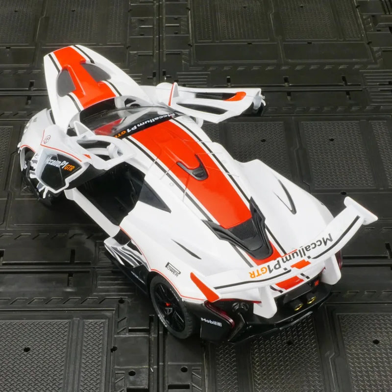 1:22 McLaren P1 GTR versión de pista modelo de coche de aleación puertas acústicas hacia atrás pueden abrir regalos para niños detalles ricos