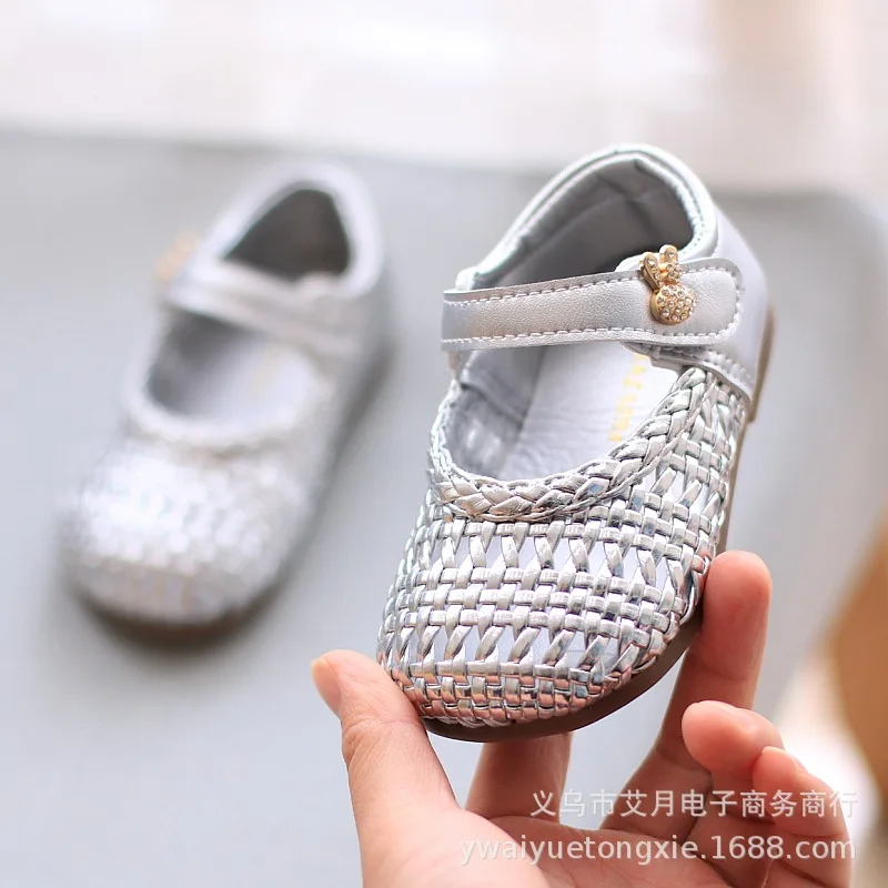 

Fashion hollow-out children's trendy woven baby sandals toddler casual non-slip sandals soft sole and non-slip BabyWalking Shoes