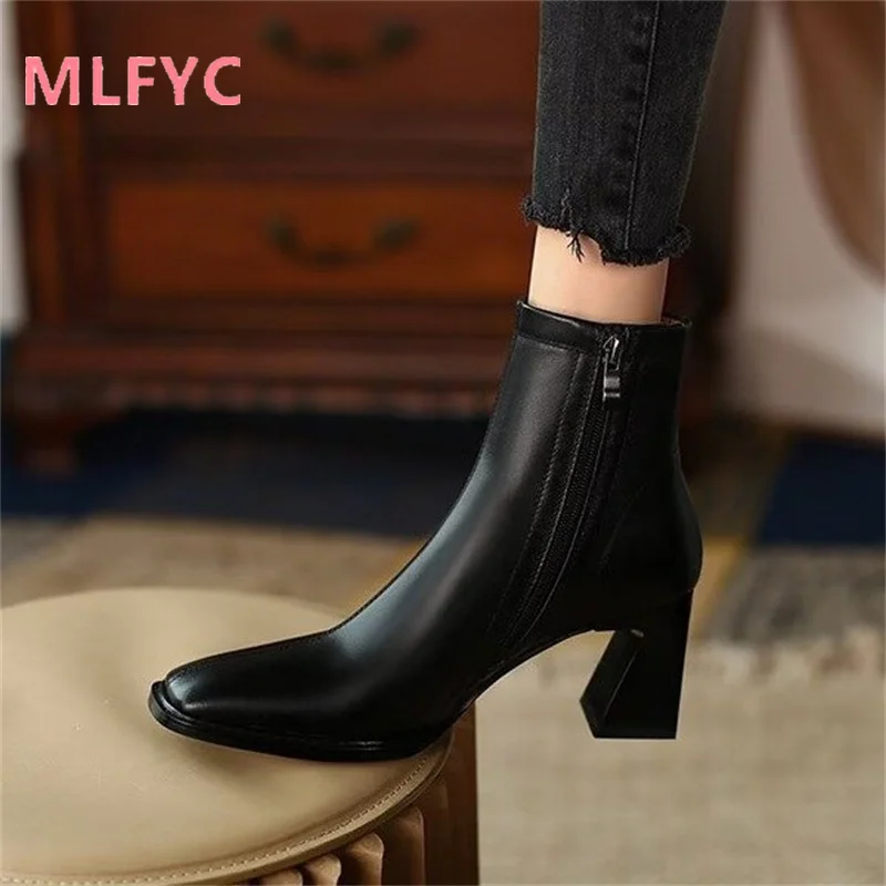 

2023 Autumn/Winter New Square Head Retro Thick Heel Short Boots Women's Single Boot Side Zipper High Heel Bare Boots