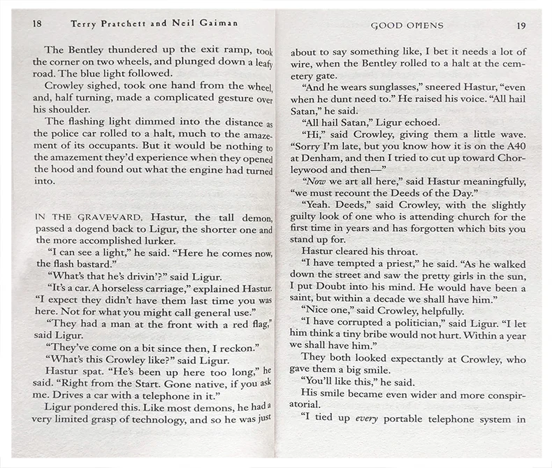 Good Omens Neil Gaiman Michael Sheen, Teen English in books story, fantasy novels 9780060853983