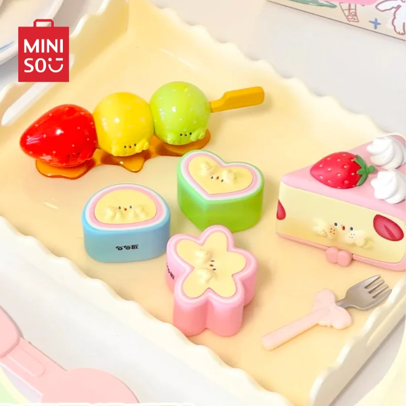 Miniso Picnic Theme Blind Box All Things Holding Face Healing Desktop Scene Kawaii Birthday Gift Children's Toy Animation Model