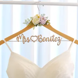 Wedding Hanger Bridal Shower Gift,Personalized  Engagement Anniversary Gift,  Wedding Anniversary Gift,Personal Custom Name,Bow