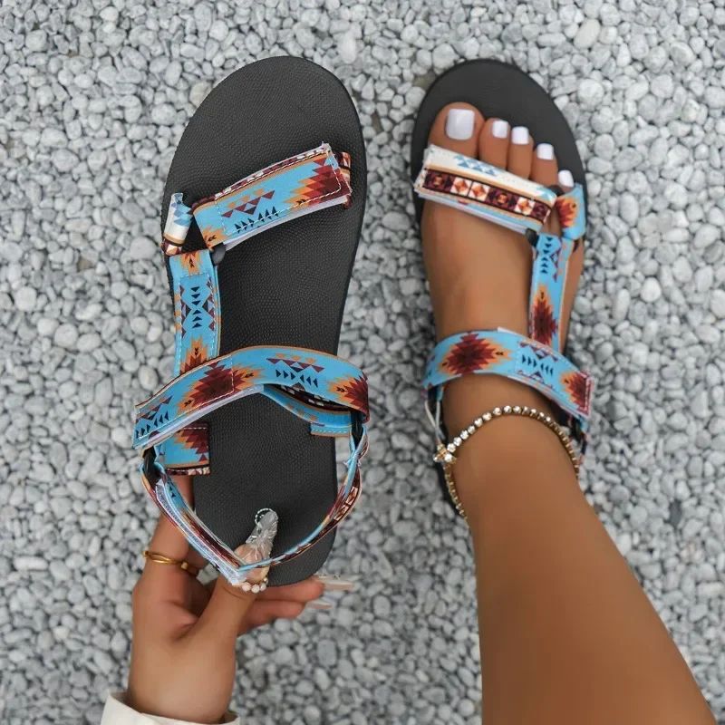 Flat Bottom Peep Toe Buckle Strap 2024 New Shoes for Women Women's Sandals Fashion Summer Neutral Mature Daily Sandals Women