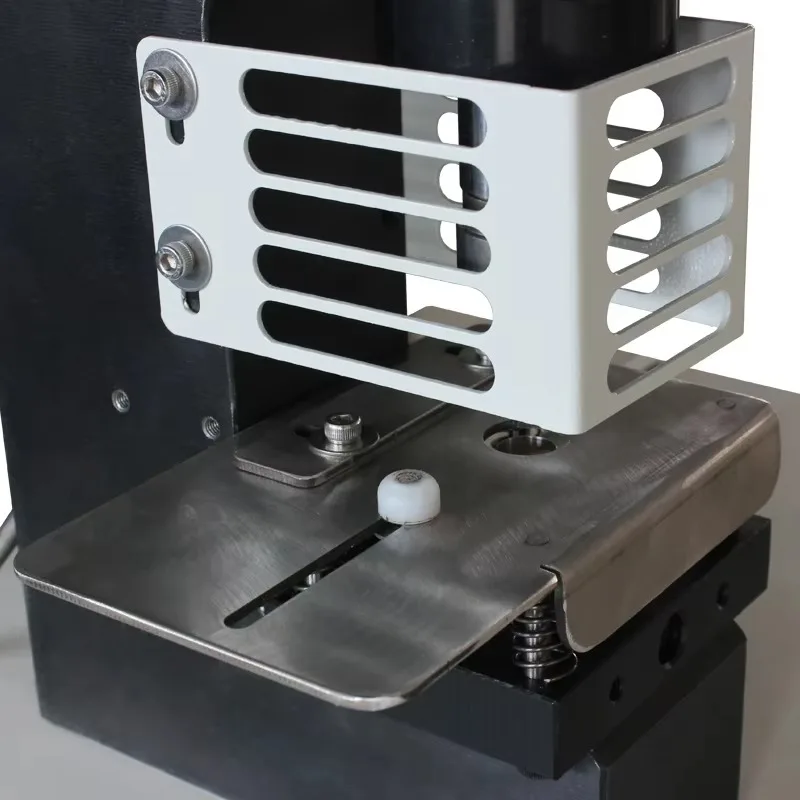 Single Head Automatic Punching Hole Machine Grommet Machine Hole Punch Machine