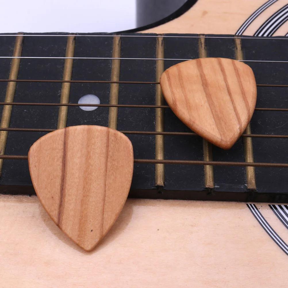 

4 Pcs Olive Wood Guitar Picks Durable Prime Material Clear Sound Practical Accessories Replacement Plectrums For Guitarists