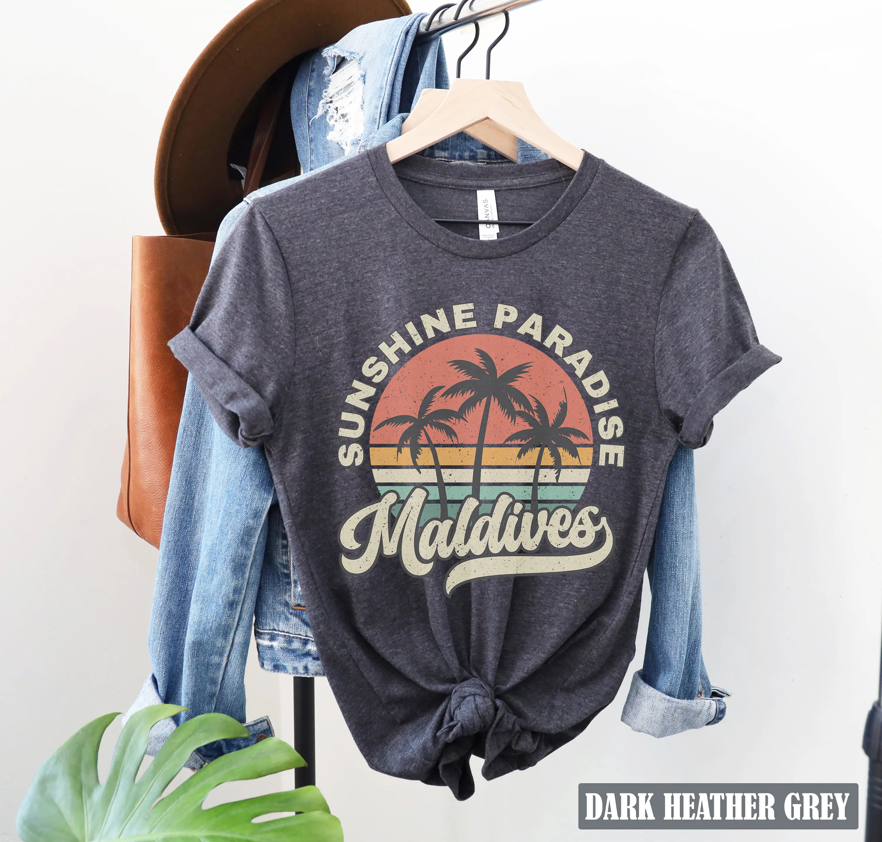 Maldives T Shirt Souvenir Palm Tree Retro Sunset Honeymoon Matching Family Group Travel