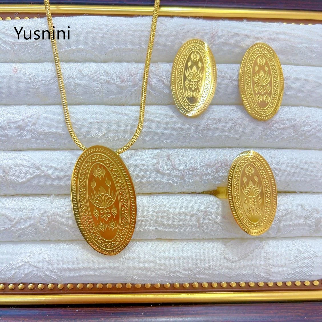 

New French Dubai Fashion 24K Gold Plated Necklace Earrings and Exquisite Engagement Party Jewelry Set for Lovers