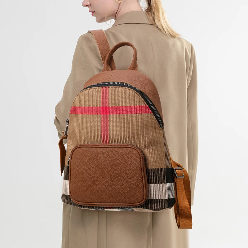 mochila-con-ribete-de-cuero-y-patron-a-cuadros-nueva-2026--mochila-de-viaje-y-trabajo-para-mujer-estilo-clasico-a-cuadros-casual-para-uso-diario