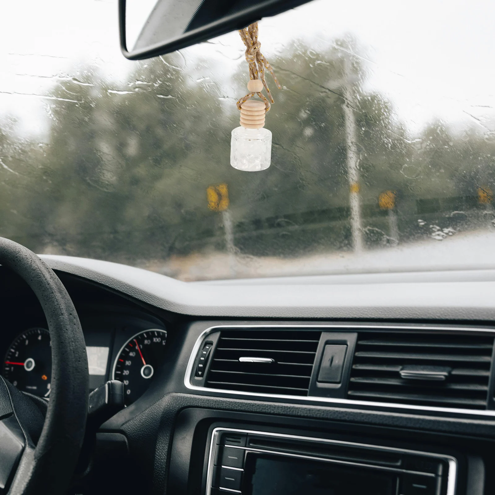 

2 Pcs Aromatherapy Bottle Pendant Perfume Car Diffusers for Essential Oils Cars