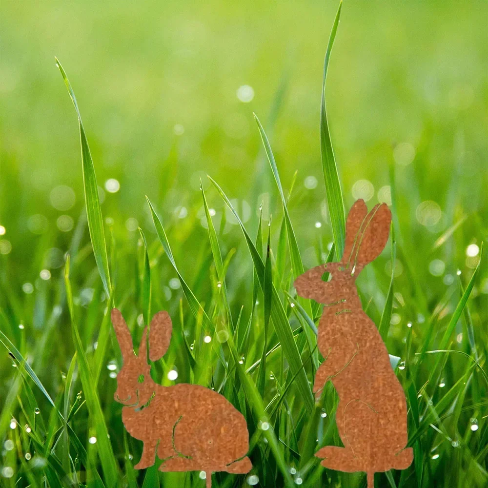 Elegant Rustic Metal Rabbit Decoration – Sophisticate Outdoor with Rusty Bunny. Graceful Outdoor Yard Art for Farmhouse