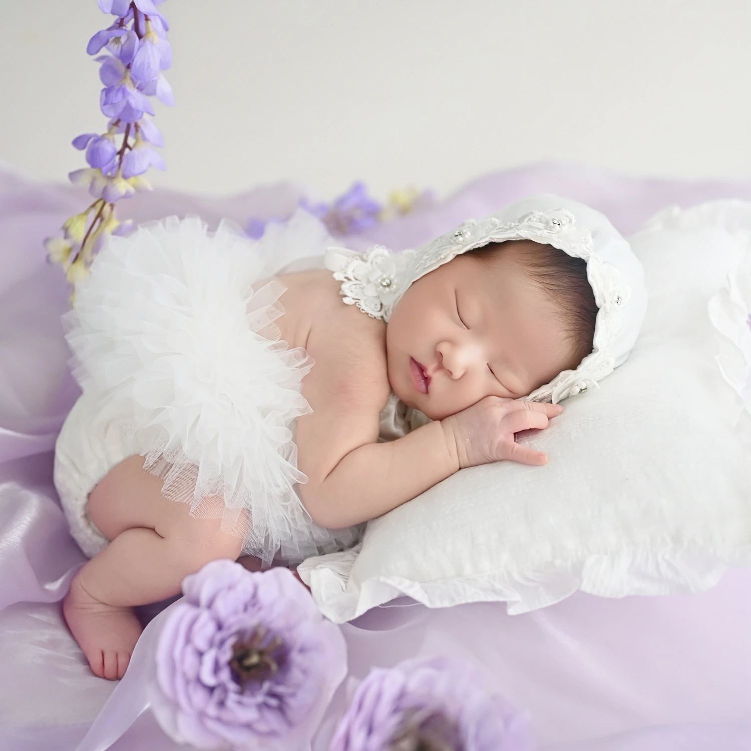newborn-tutu-dress-backless-lace-ruffle-infant-romper-with-hat-white-newborn-girl-outfit-princess-clothes-baby-photography-props