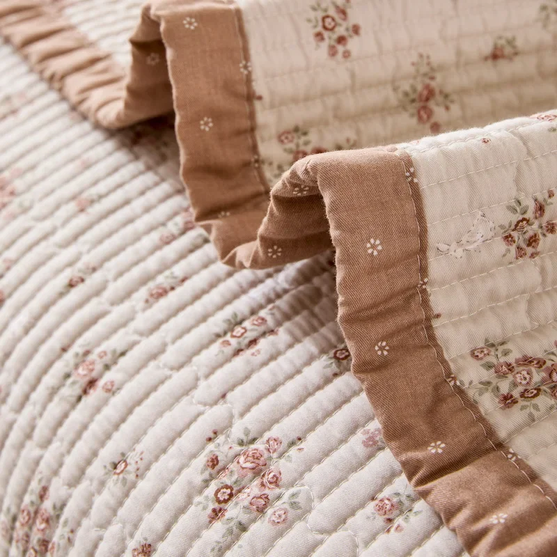 French Checkered Quilted Cotton Couch Cover Lotus Leaf Border Breathable Cotton Sofa Cushion Multi Size Combination Sofa Mat