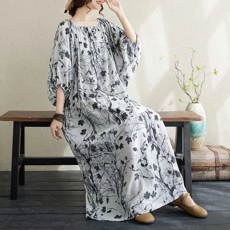 

Large size artistic cotton and linen printed long skirt, loose and slimming, vacation style robe, oversized long skirt
