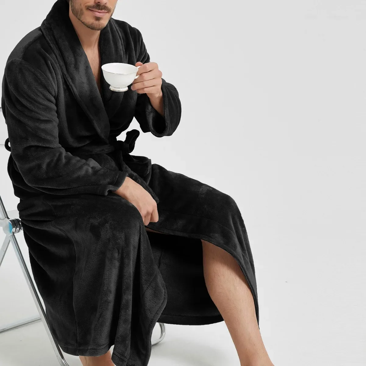 Men\'s Coral Fleece Long Bathrobe Gown Sleepwear Winter Thick Flannel Robe Lounge Wear Loose Home Clothes Nightwear with Pocket