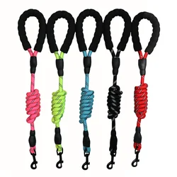 Correa reflectante de nailon para perros pequeños, medianos y grandes, mango acolchado cómodo para caminar al aire libre, suministros de accesorios para perros, 1,5 m