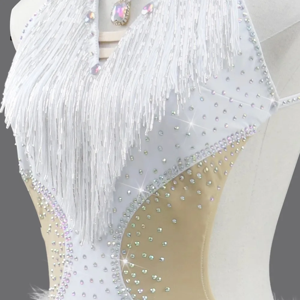 2025 라틴 댄스 의상 여성 프로무용 깃털 드레스 무대 의상 소녀 볼룸 의상 어린이 스포츠 파티복 섹시 파티 의상 댄스복 여성 원피스 라틴 라인댄스 복 현대무용복 댄스복상의 라틴댄스대회 월츠드레스 댄스수술치마 라틴댄스경기댄스복 상의 여성모던댄스드레스 밸리댄스복 여성라틴댄스원피스 라틴댄스스커트 신상원피스 라틴스커트 공연복 무대의상여성 새로운 라틴댄스 라틴대회용드레스 라틴댄스복여자상의