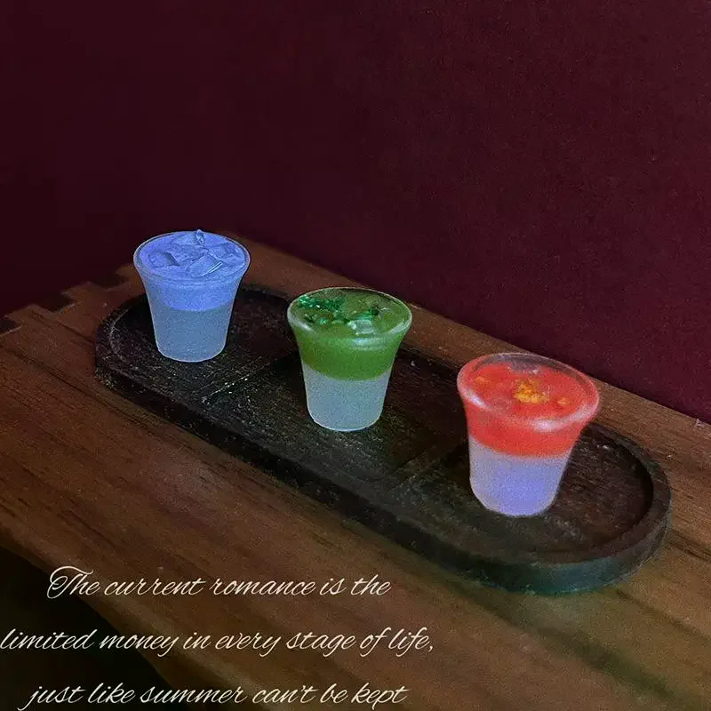 2 stuks miniatuur desserttafel drankdisplay model poppenhuis mini kokoswater serie gearomatiseerde dranken poppenhuisaccessoires