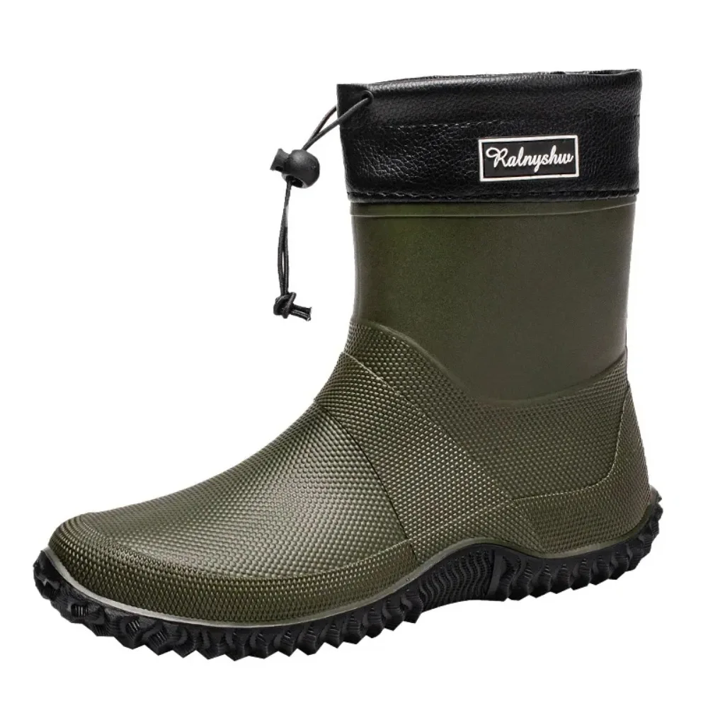2026 Stivali da pioggia a metà polpaccio da uomo Stivali da pesca antiscivolo da cucina impermeabili all'aperto Stile militare Materiale PVC Scarpe con tacco basso per adulti