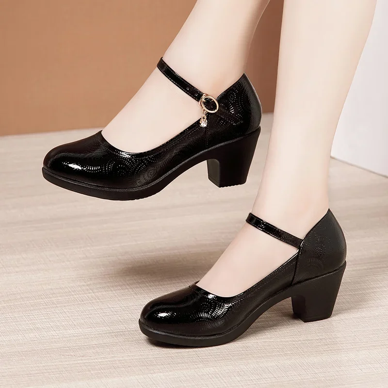 Small Size 32-43 Fashion Shallow Patent Leather Shoes Women\'s Platform Pumps 2024 Fall Med Block Heels Shoes Office Mom Dance