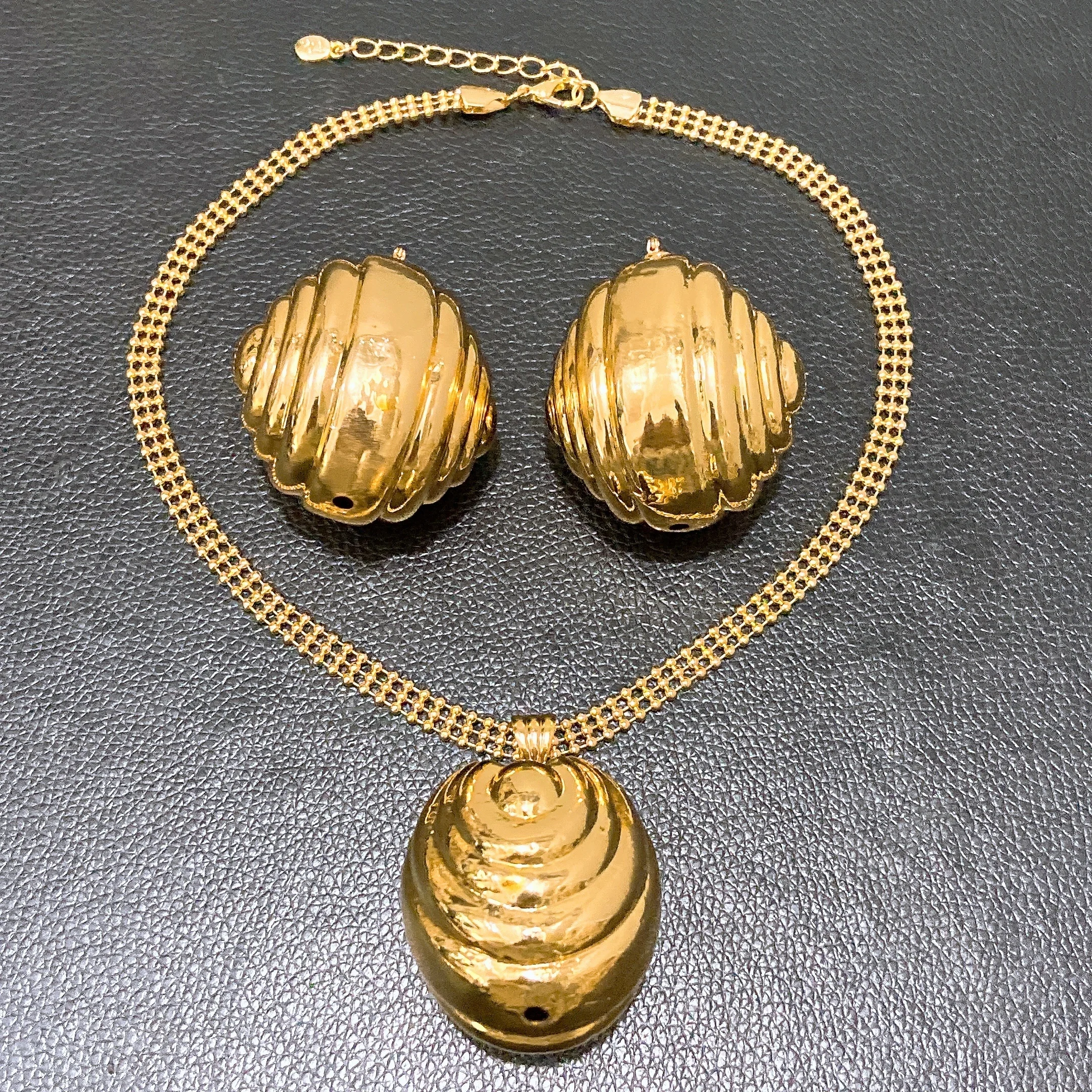 

Модный овальный витой комплект ювелирных изделий, потрясающее популярное позолоченное ожерелье, браслет, серьги, кольцо, 2 шт., ювелирные изделия