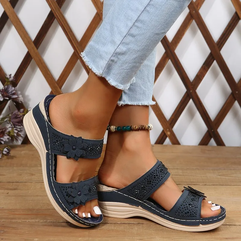 

Summer Women Slippers Plus Size Women's Shoes Retro Roman Sandals Pu Casual Flower Wedge Lightweight Sandals Platform Slippers