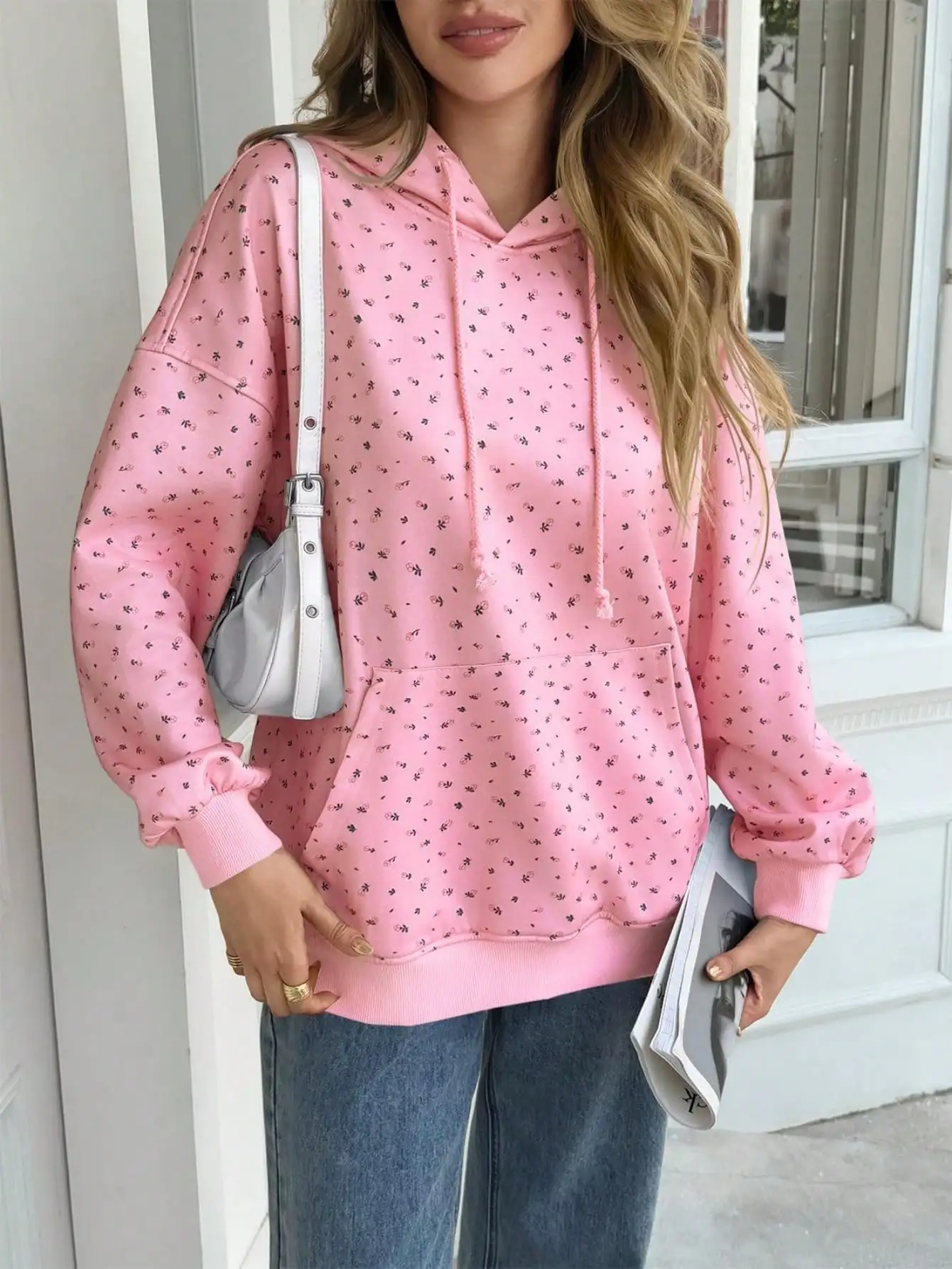 Sweat à capuche surdimensionné à imprimé floral Fisoew |   Pull graphique léger avec poche |   Sweat-shirt streetwear décontracté |   Vêtements d'automne