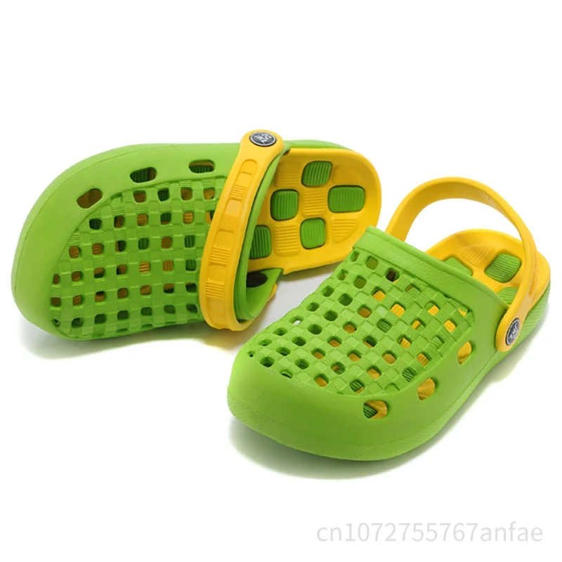 Fashion Women Slippers New Summer Slippers Outdoor Beach EVA Slippers Classic Soft Garden Slippers Non Slip House Shower Slipper