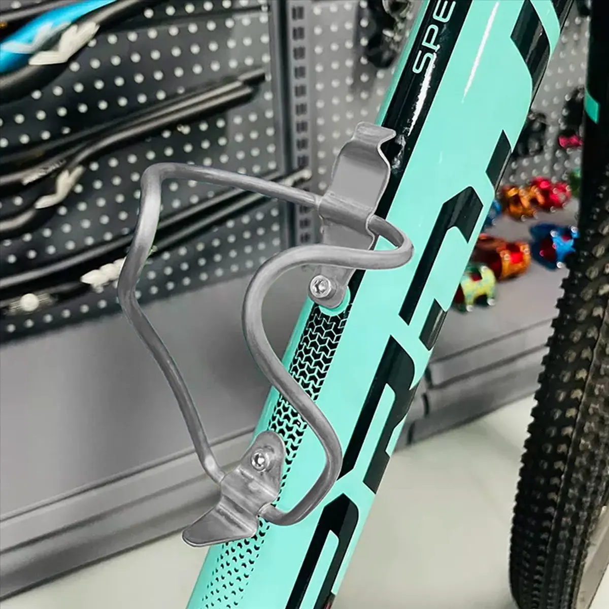 Sports Bicycle Bottle Cage Ultralight Titanium Bottle Cage 25G MTB Road Bike Bottle Holder Bicycle Accessories