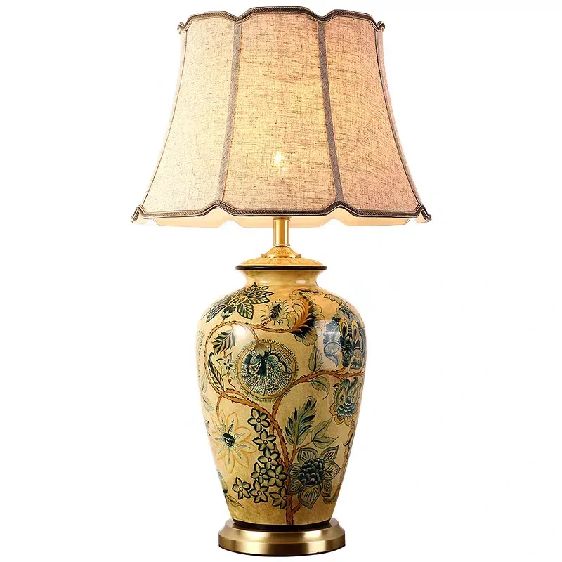 

American retro flower and bird ceramic table lamp large living room side several bedrooms bedside lamp hotel modern table lamp