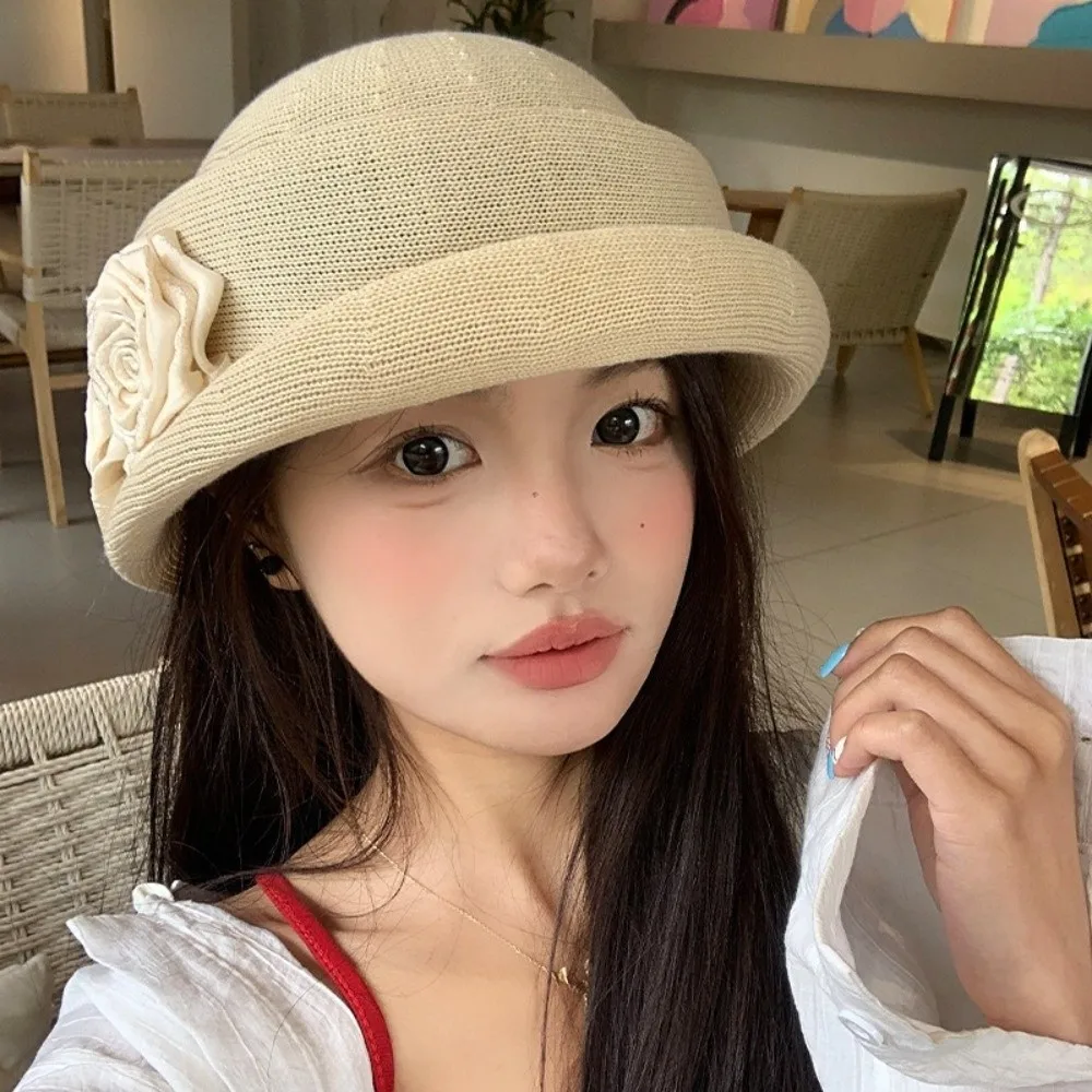 패션 프렌치 스타일 카멜리아 플라워 캡 우아한 컬 브림 플로럴 보울러 햇 헵번 영국 여성 정장 모자 여성용