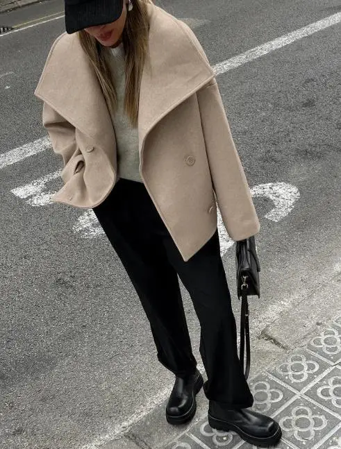 

Winter Wool Collar Loose Casual Jacket for Women's Casual Fashion, with A Large Collar Design and A Slim Straight Tube Jacket