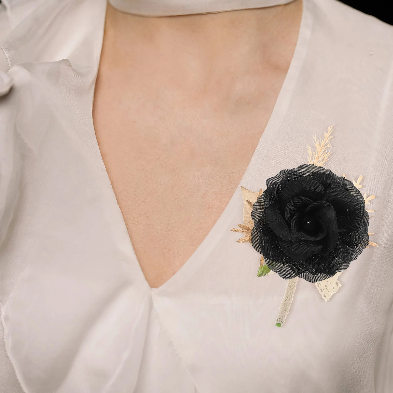 

20pcs Artificial Black Rose Flower Heads for DIY Crafting Decor Faux Flowers Home Wedding Party Engagement Garden Decoration