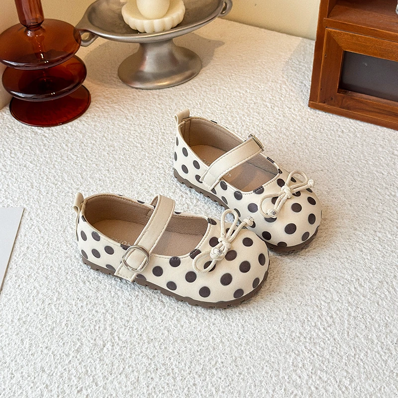 ใหม่เด็กแมรี่เจนรองเท้าฤดูใบไม้ผลิฤดูใบไม้ร่วงรองเท้าหนังแฟชั่นลายจุดพิมพ์กันลื่นเด็กเจ้าหญิงรองเท้าสบายๆ